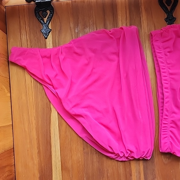 NWOT House of Harlow 1960 hot pink one shoulder 2 piece set size M mesh - Picture 5 of 17